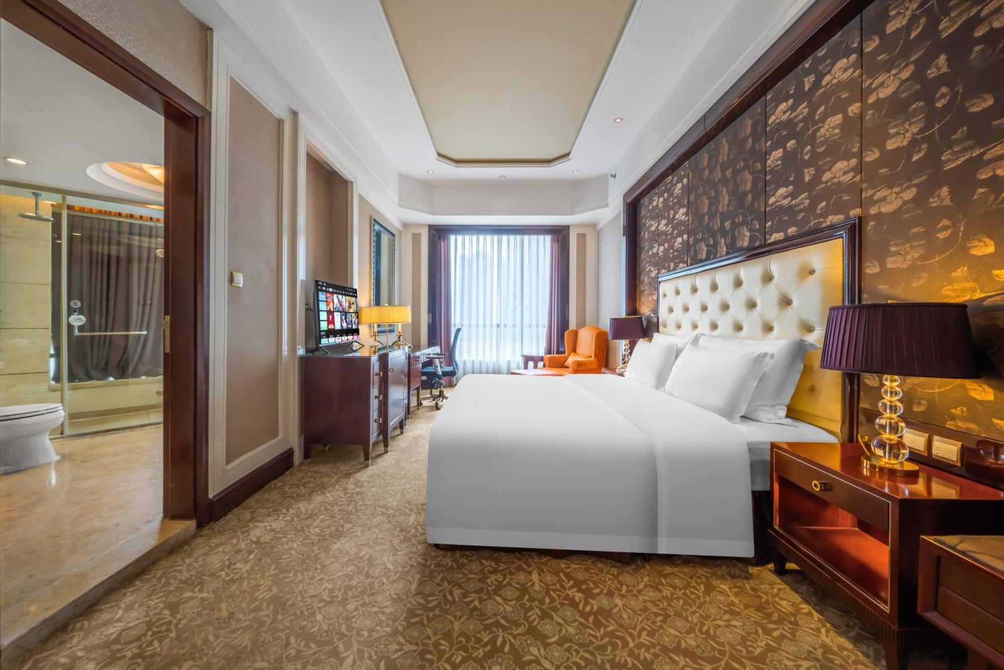 Wyndham Grand Plaza Royale Palace Chengdu Buitenkant foto