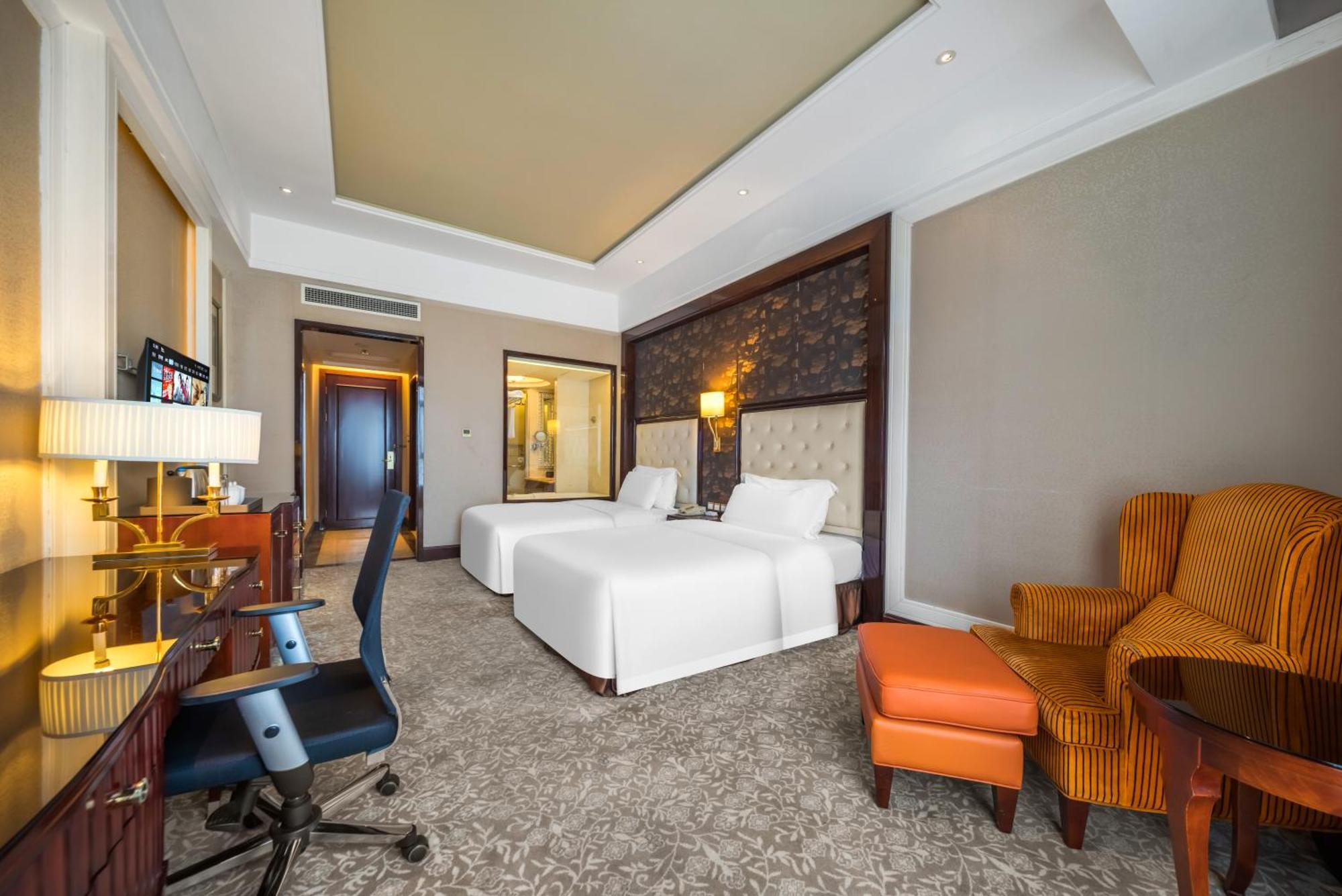 Wyndham Grand Plaza Royale Palace Chengdu Buitenkant foto