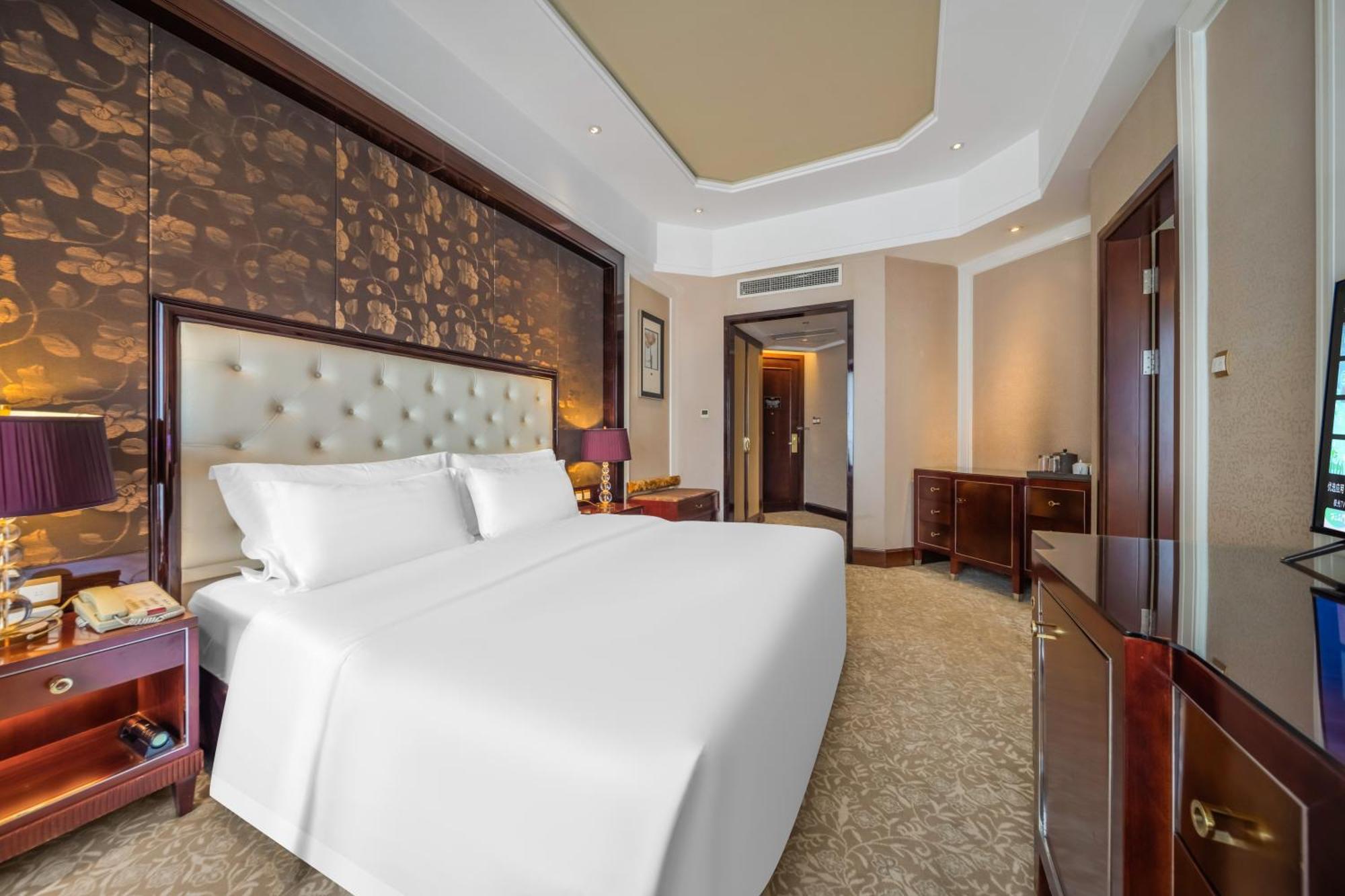 Wyndham Grand Plaza Royale Palace Chengdu Buitenkant foto