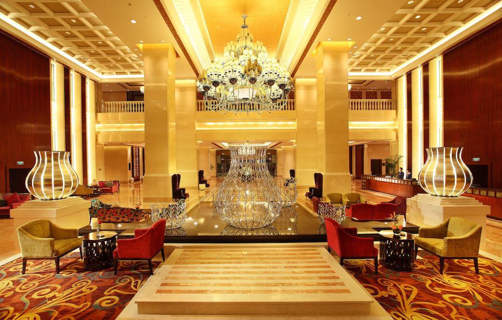 Wyndham Grand Plaza Royale Palace Chengdu Buitenkant foto