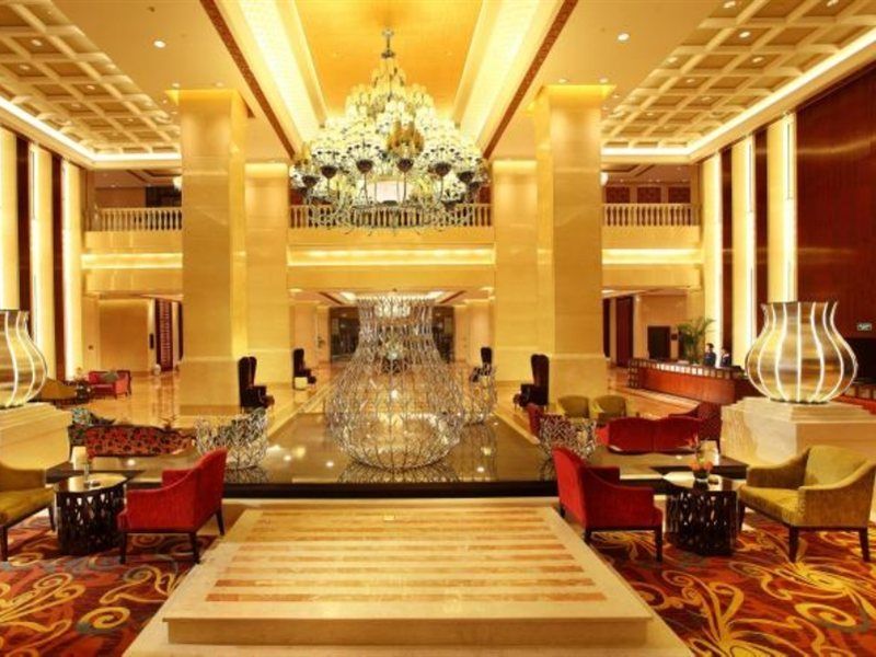 Wyndham Grand Plaza Royale Palace Chengdu Buitenkant foto