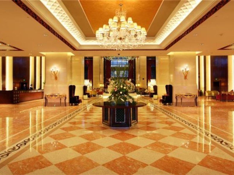 Wyndham Grand Plaza Royale Palace Chengdu Buitenkant foto