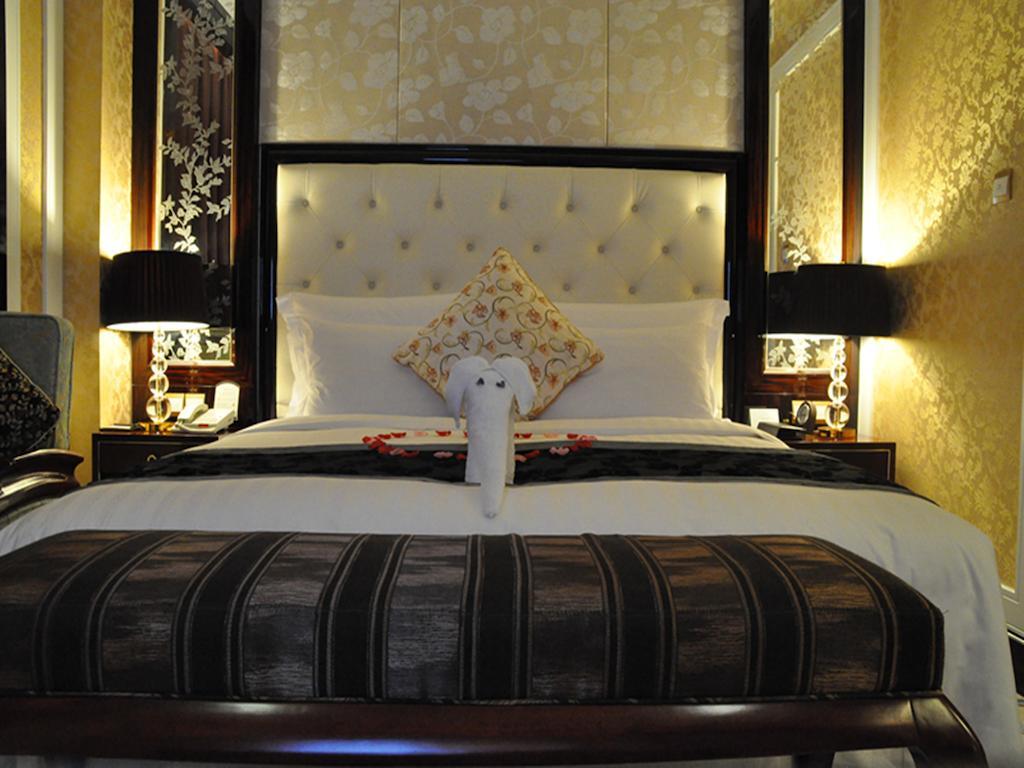 Wyndham Grand Plaza Royale Palace Chengdu Buitenkant foto